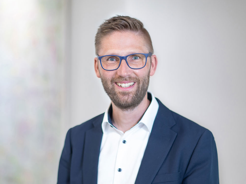 Porträt von Samuel Dirks, Vermögensberater - LAUREUS AG PRIVAT FINANZ