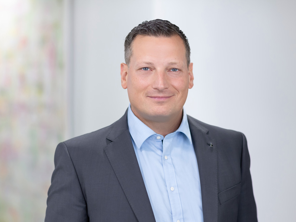 Porträt von Dennis Weiss, Vermögensberater - LAUREUS AG PRIVAT FINANZ