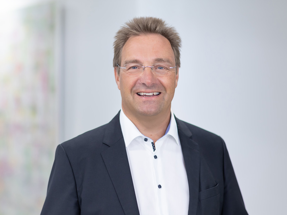 Uwe Hölscher - Vermögensberater - LAUREUS AG PRIVAT FINANZ